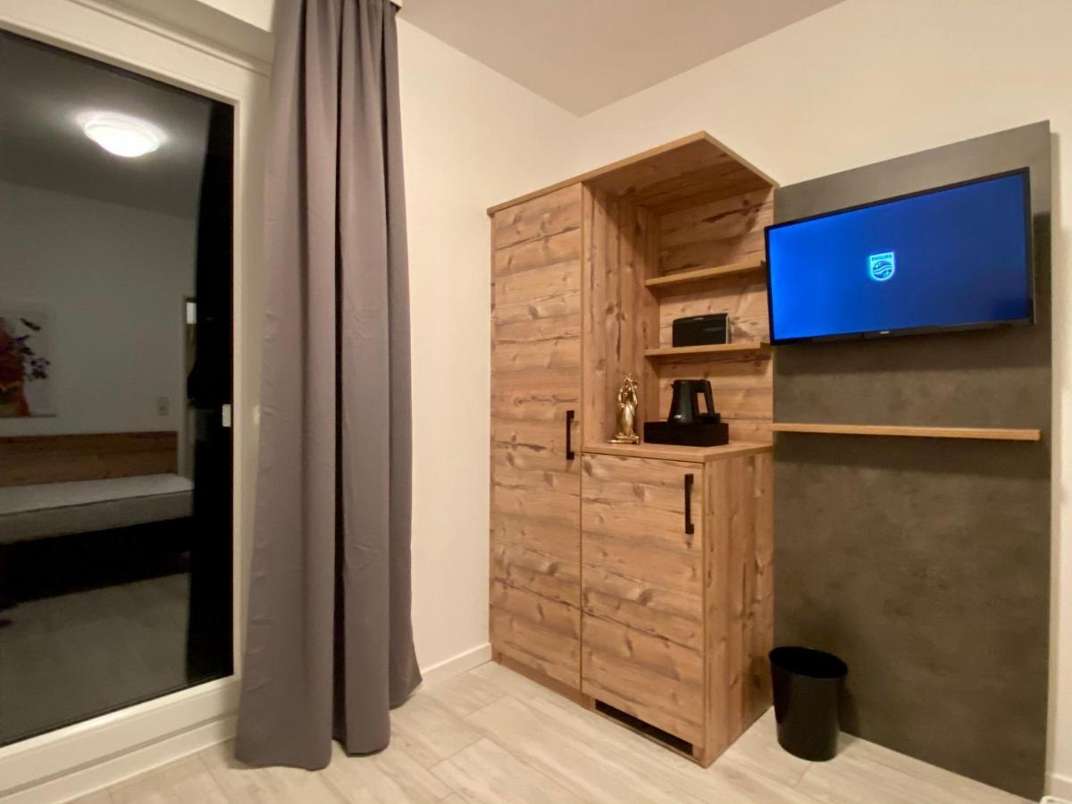 גוסלר Hostel Harzer Hof מראה חיצוני תמונה