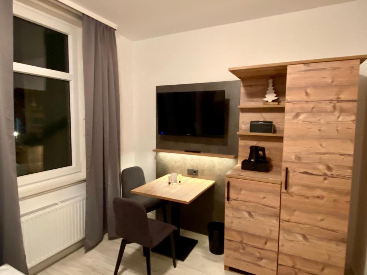 גוסלר Hostel Harzer Hof מראה חיצוני תמונה